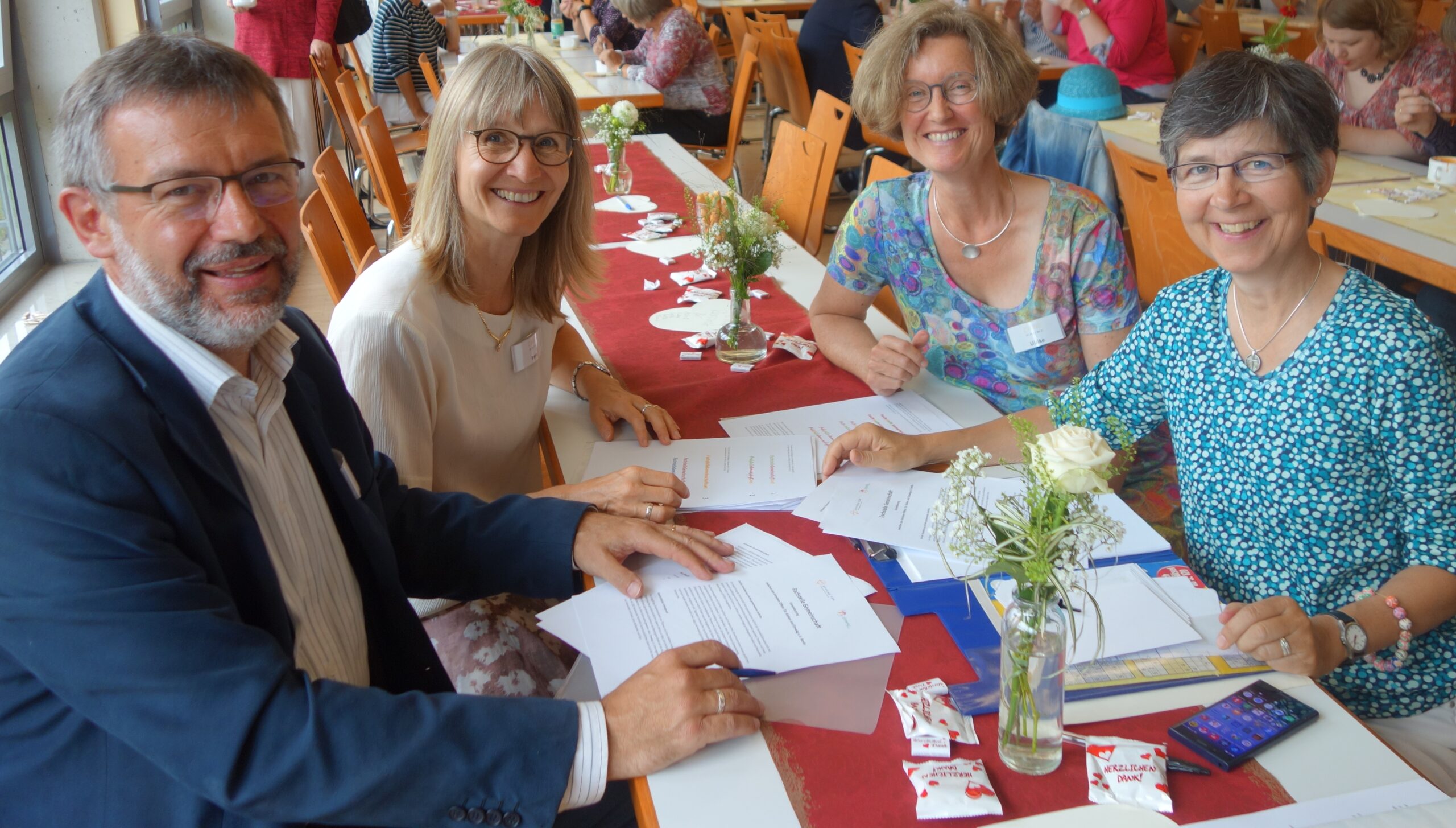 Neue „Fachstelle Gemeinschaft“ fördert Gemeinschaft und Gemeinschaftsgründung